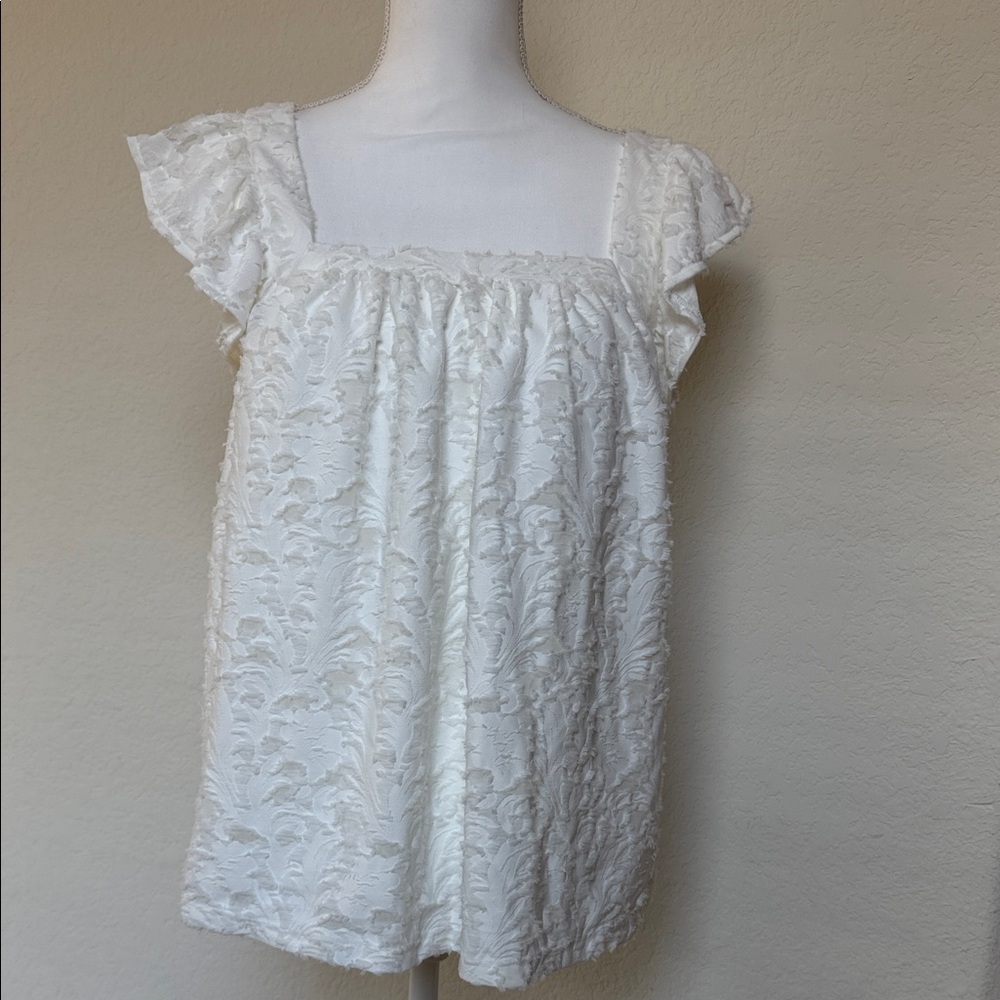 LC Lauren Conrad White Textured Square Neck Flutter Sleeve Top